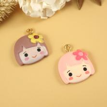 Подвеска акрил "Девочка" 20*20мм арт.7706067/1 ассорти